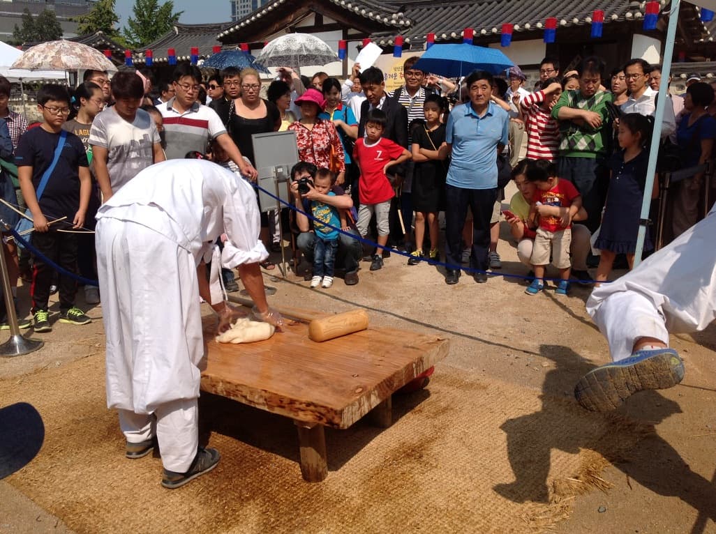 Người Hàn Quốc đến từ đâu? Cuộc truy tìm tổ tiên qua ngôn ngữ và ADN